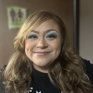 Meet your Posher, Liz